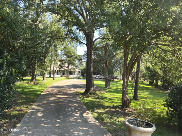 3141 Highway 43 N, Canton, MS 39046