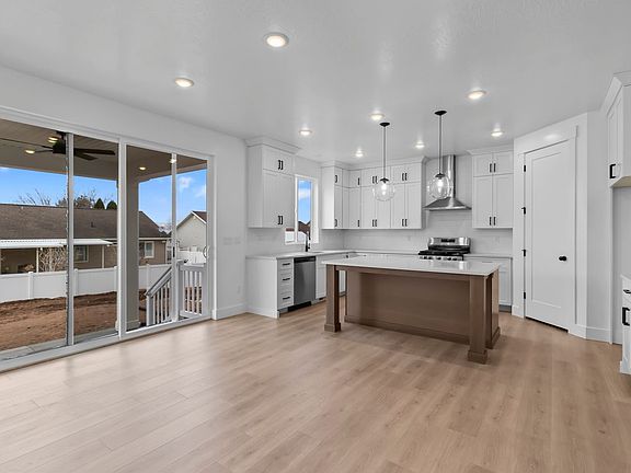 4th image of 603 N Haven Dr #260