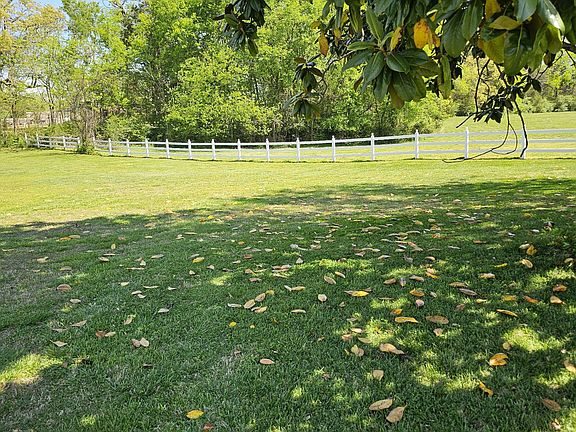 4th image of 2520 Retreat Ct