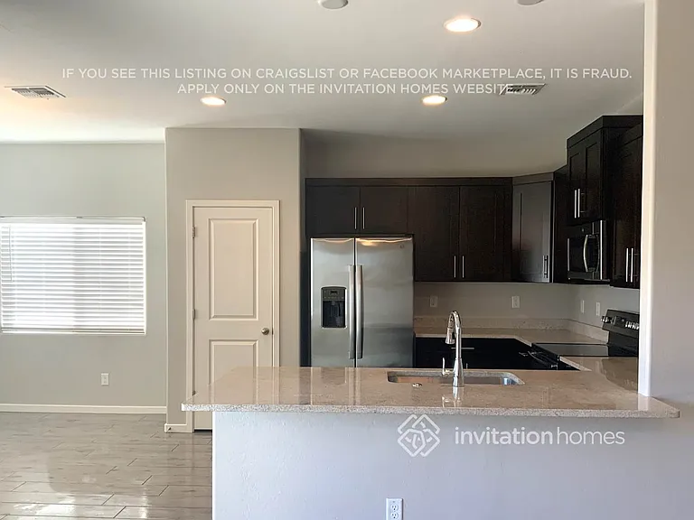 5541 E Santa Clara Dr — Photo 3