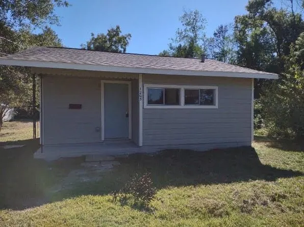 1205 Rein Ave, Orange, TX 77630