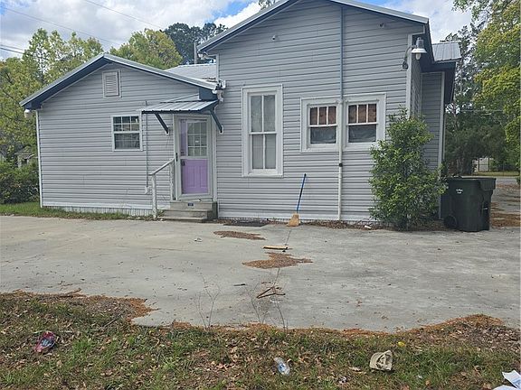 4th image of 1500 Clough St