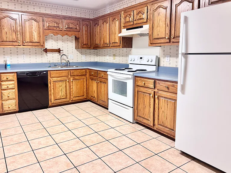 307 Clark St SW — Photo 16