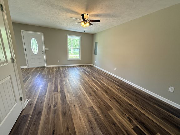 5th image of 105 Hummingbird Dr Lot 2
