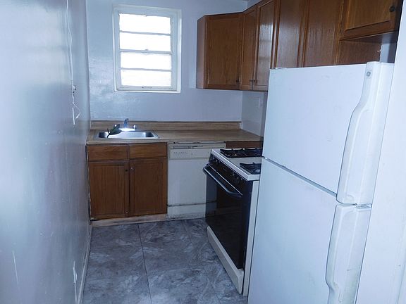 4th image of 14420 38th Ave #1GA