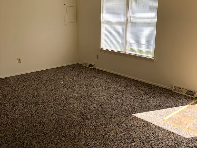 1668 N Patterson Ave #B — Photo 21