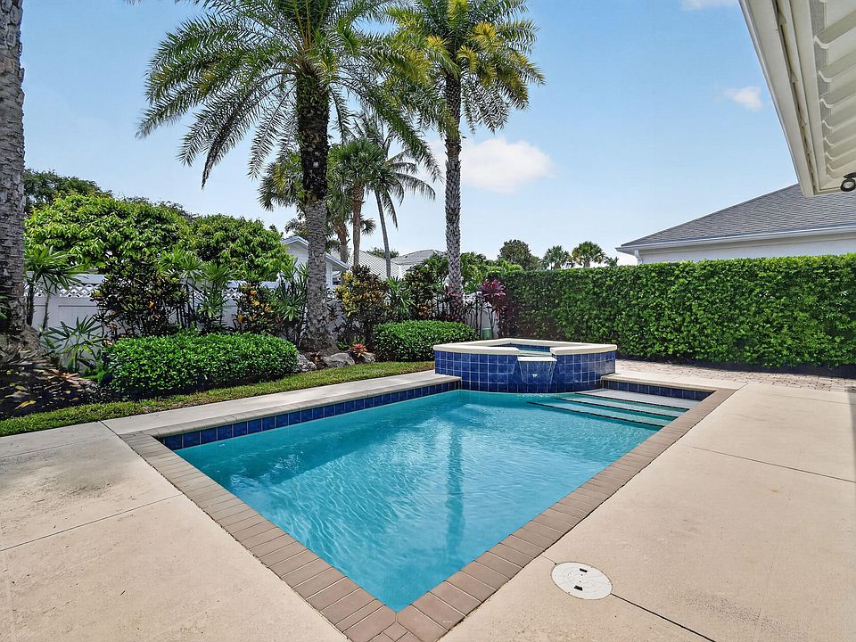 2nd image of 3416 S Caroline Drive