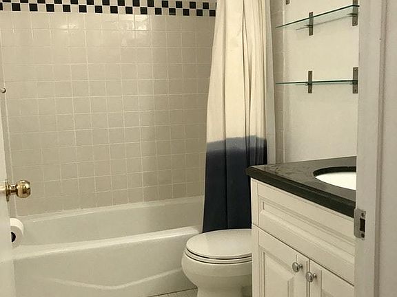 5th image of 24 Park Pl #1