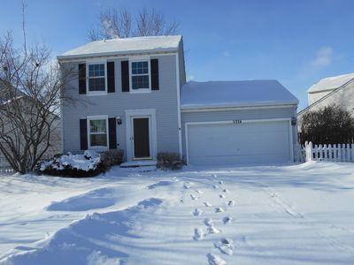 5374 Lansbury Cir, Lake In The Hills, IL, 60156