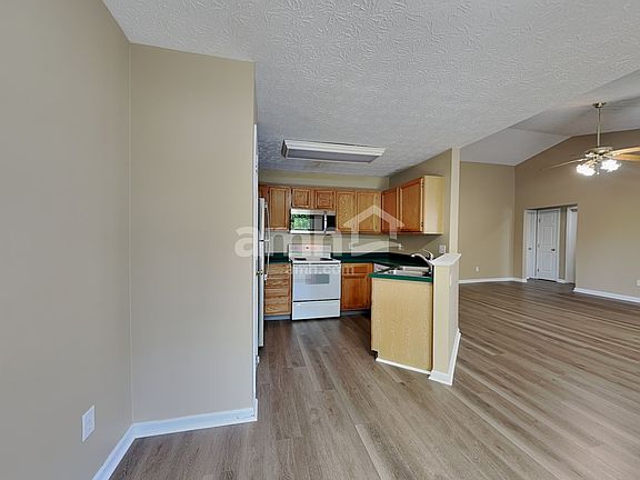 5th image of 2282 Villagewood Ct