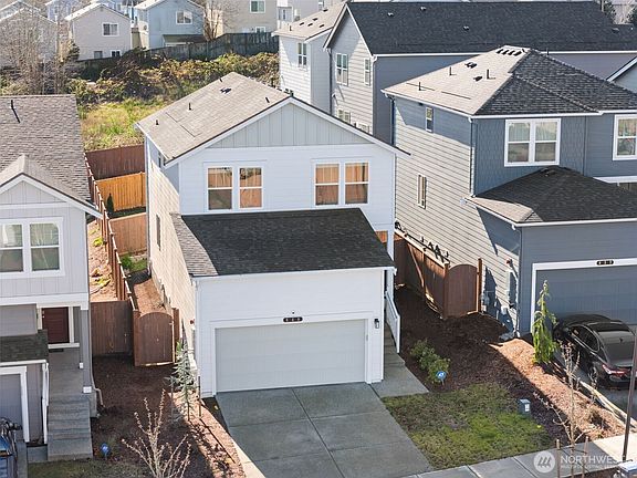 2nd image of 949 Tetherow Street