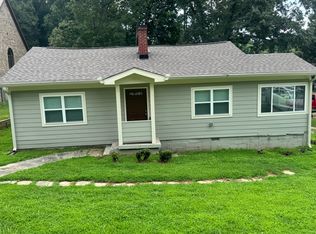 777 4th St, Stone Mountain, GA 30083
