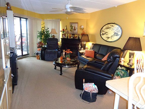 2nd image of 725 Miller Ave APT 211