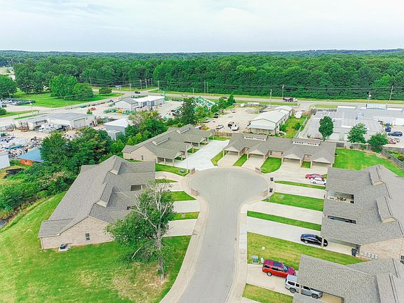2nd image of 3101 Olivia Ct