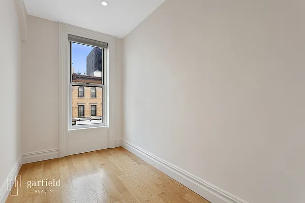 Rented by Garfield Realty  | media 13