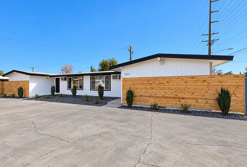 3517 W 1st Pl