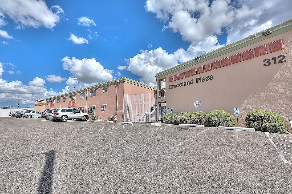 Hours for post office 2025 graceland drive northeast albuquerque nm