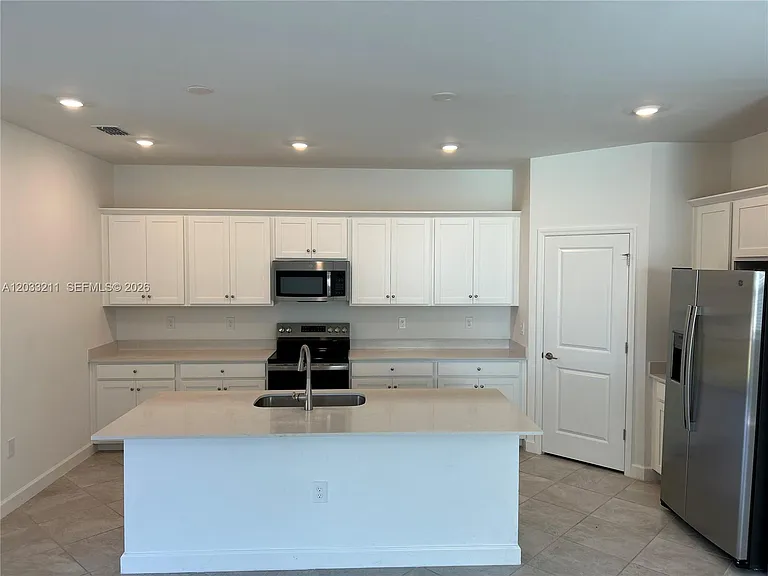 20483 Copperhead Dr — Photo 4