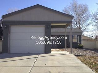 1058 Cactus Dr NE, Rio Rancho, NM 87144