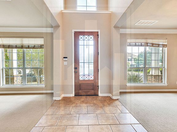 5th image of 150 Abbey Dr