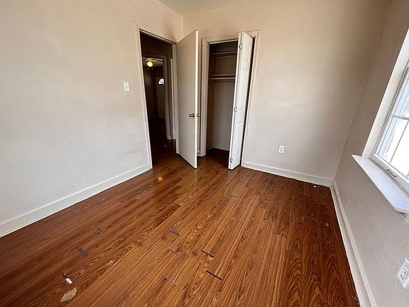 5th image of 9124 Palmetto St #9112