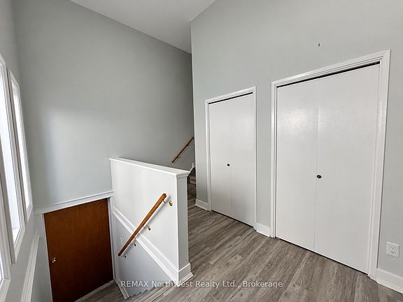 4th image of 226 4th St N