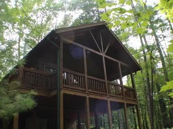 90 Pine Tree Dr, Blue Ridge, GA 30513
