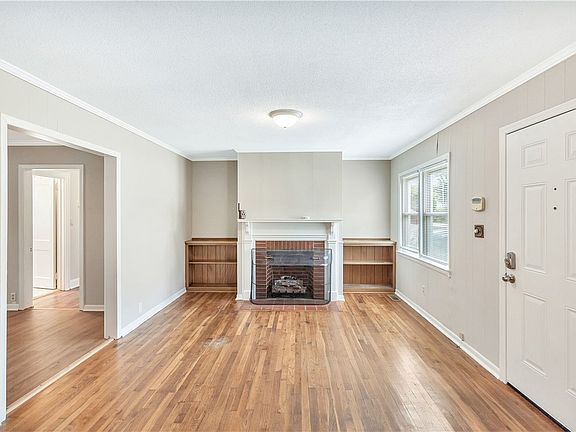 3rd image of 103 Ashley Ave