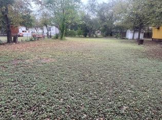 402 Avenue C, Ennis, TX 75119