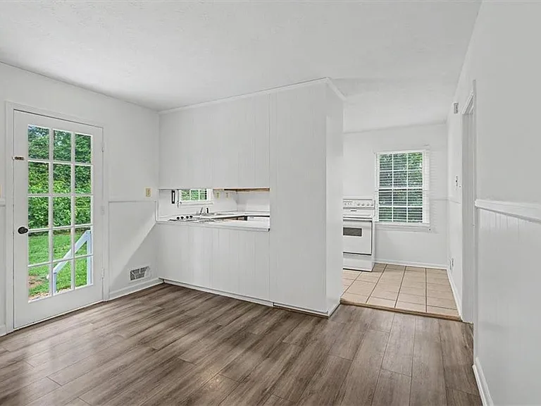 2985 Fredrick Dr — Photo 29