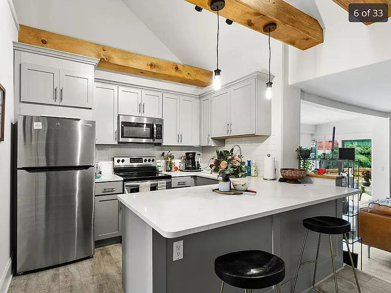 415 W Lemon St #2 — Photo 2