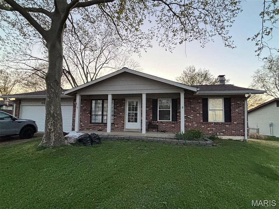5853 Hunterbrook Ct, Saint Louis, MO 63129 | Zillow