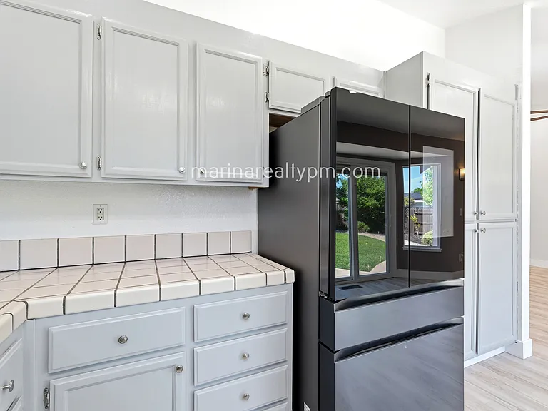 208 Buttercup Cir — Photo 15