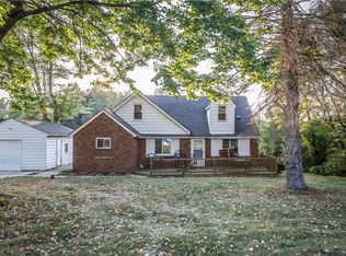 2077 Martin Rd, Mogadore, OH 44260