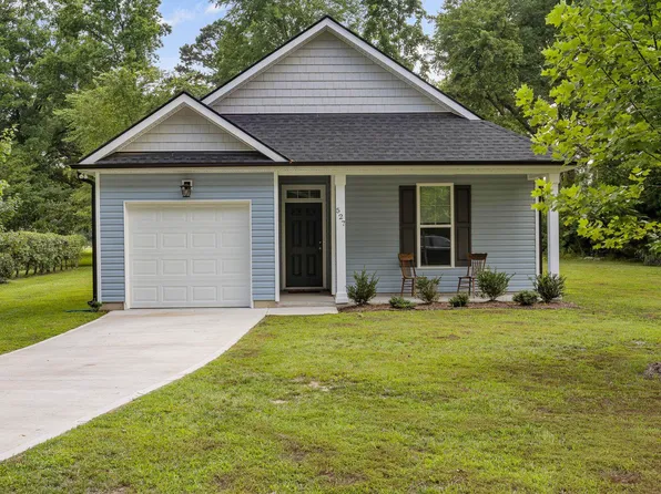 527 W Edwards St, Princeton, NC 27569