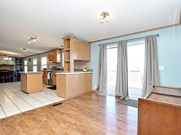 5th image of 119 Crestview Dr