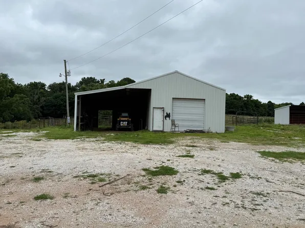 12230 S 2225 Road, Stockton, MO 65785