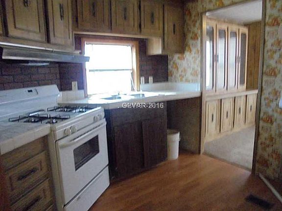 5th image of 2802 Acadia Ct