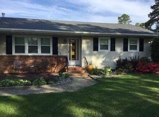 470 Commodore Dr, Forked River, NJ 08731