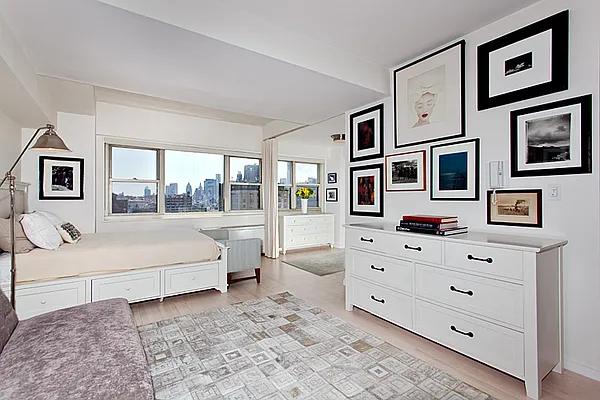Rented by Brown Harris Stevens | media 12