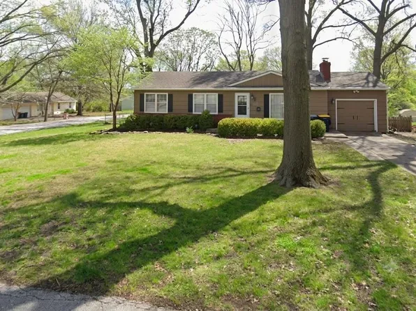 1 W 96th Ter, Kansas City, MO 64114