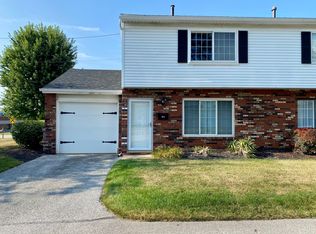 7187 Hart St APT A, Mentor, OH