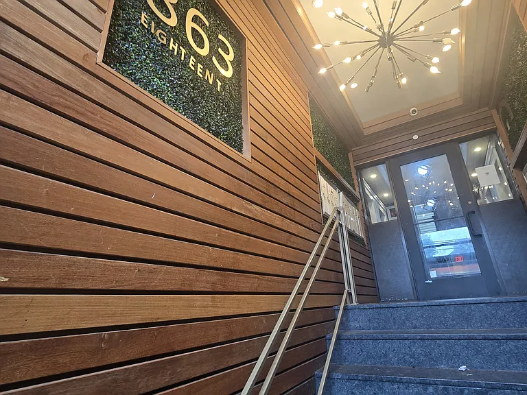 863 18th Ave #G301 — Photo 1