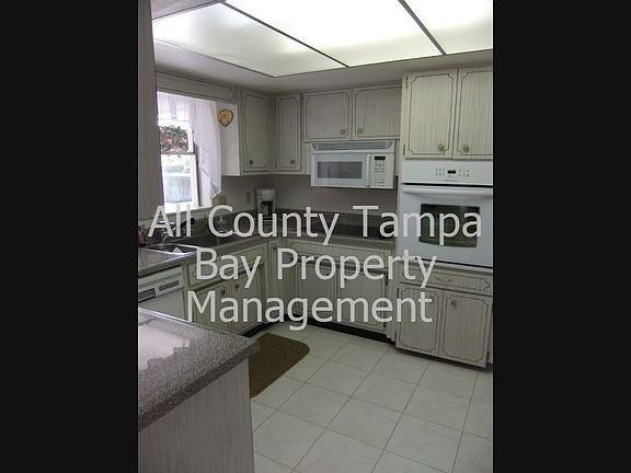 4th image of 104 21st St