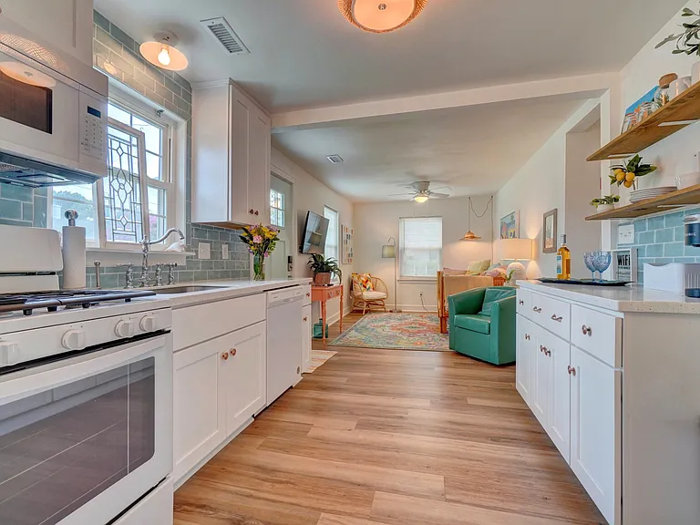 1406 Baychester Ave — Photo 12