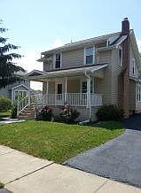 1st image of 628 W Wendell St