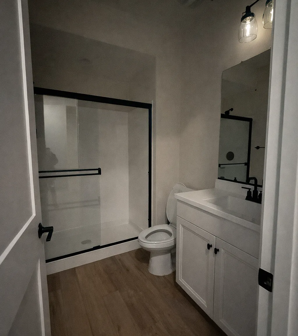 4 bed, 2249 sqft, $2,900 — Photo 4