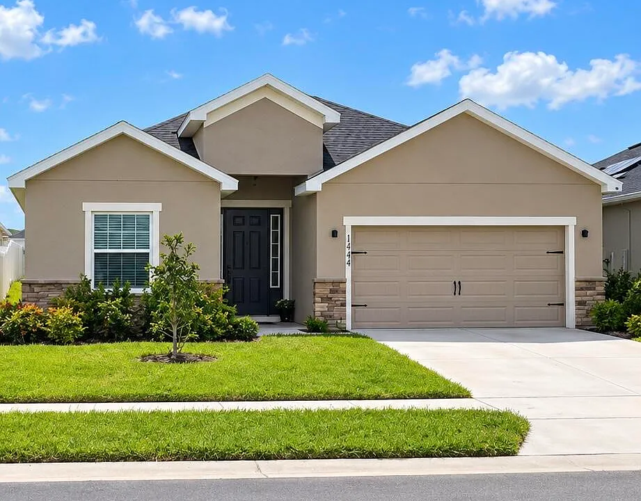 1444 Fleur Dr