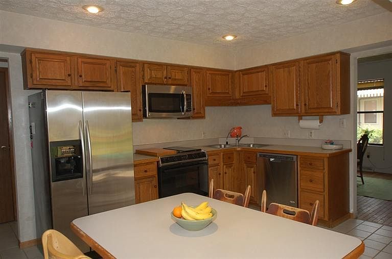 1st image of 4050 Cedarwood Ln