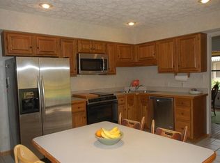 4050 Cedarwood Ln, Cincinnati, OH 45245